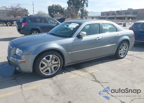 2006 Chrysler 300C z USA, uszkodzony, nr VIN 2C3LA63H86H272691